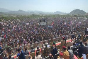 الآلاف يحتشدون بالضالع لإحياء ذكرى ثورة 14 أكتوبر