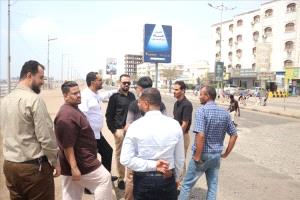 عدن.. تسليم مشروع ترميم طريق كورنيش المحافظ بالمنصورة في خطوة تعزز البنية التحتية وتحسن حركة النقل
