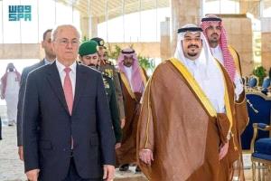 رئيس وزراء فلسطين يصل الرياض لحضور مؤتمر مستقبل الاستثمار