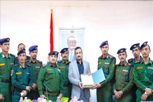 محافظ شبوة يشيد بخريجي كلية الشرطة: كوادر واعدة لتعزيز الأمن والاستقرار
