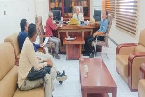رئيس جامعة لحج يؤكد أهمية تفعيل شؤون الطلاب وتعزيز الأداء الأكاديمي والإداري