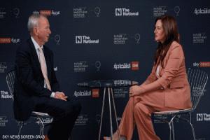 إريك شميت: الذكاء الاصطناعي لن يلغي الوظائف