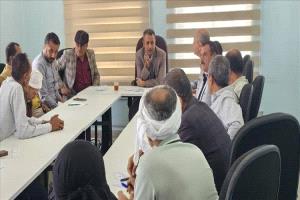 مدير عام ضرائب تعز يترأس اجتماعًا لتطوير التحصيل وإطلاق النظام الضريبي الآلي
