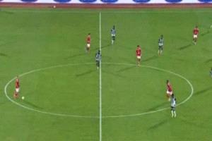 الأهلي ينهي الشوط الأول بلا أهداف رغم الطرد المبكر