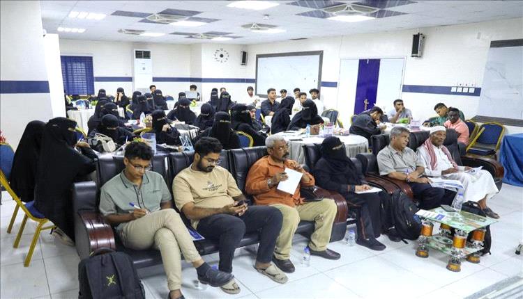 طلاب حضرموت يخطون أولى خطواتهم نحو المستقبل المهني ببرنامج تدريبي رائد