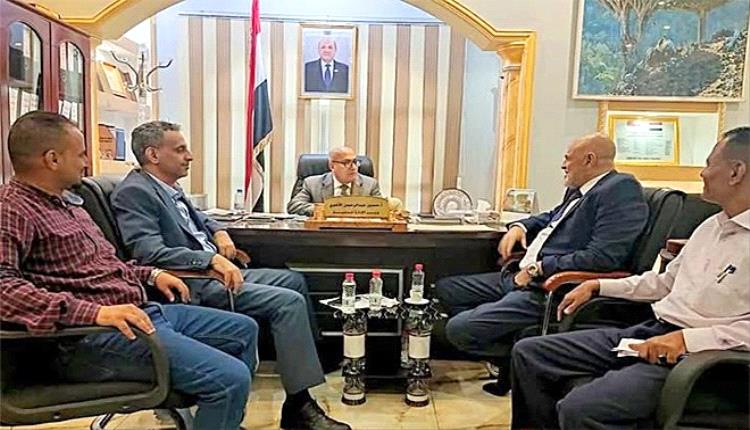 الأغبري يبحث مع قيادة تعز إطلاق المجلس الاقتصادي المحلي لمواجهة التحديات التنموية