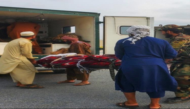 ناجون من زلزال أفغانستان يواجهون فوضى الدفن بعد انهيار قرى بأكملها