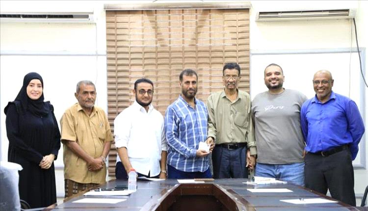 اتحاد الإعلام الرياضي بعدن يدشّن بطاقات عضوية جديدة لتعزيز هوية المنتسبين