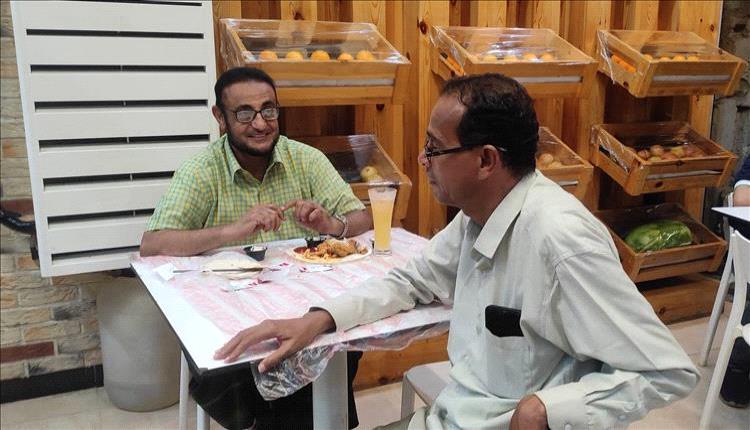 محمد العولقي أيقونة الصحافة الرياضية وملهم جيل الكلمة
