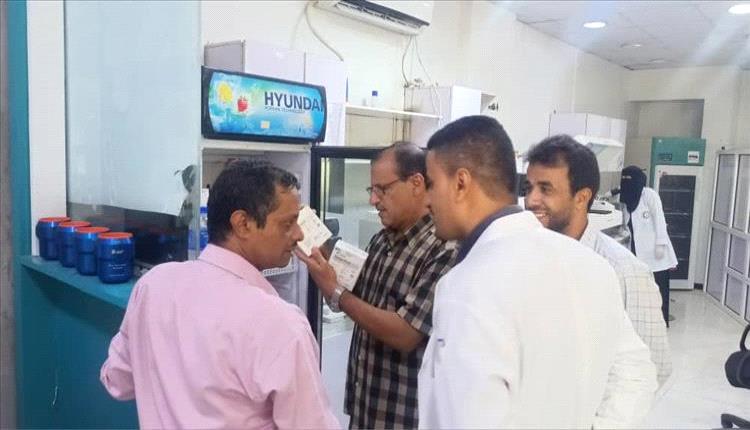 عدن الرقابة الصحية تصدر إنذارًا نهائيًا بإغلاق مستشفى مخالف