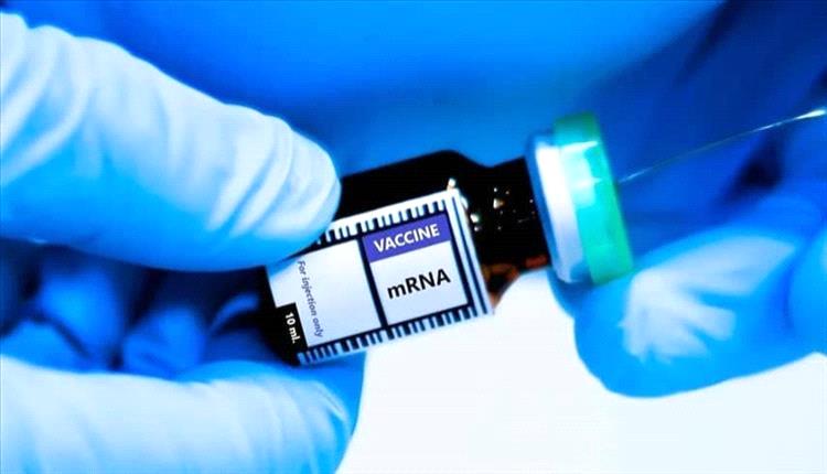 روسيا تكشف لقاحاً ثورياً للسرطان بتقنية mRNA
