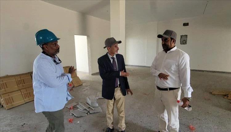 وكيل الصحة يتفقد مستشفى العريش الجديد بدعم إماراتي لتعزيز الرعاية الصحية بعدن
