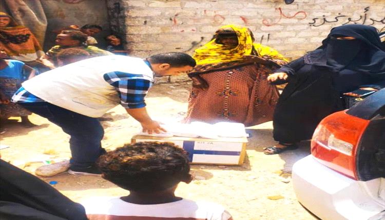 المهرة  توزيع حقائب الصحة الإنجابية الآمنة لدعم النازحين والمهمشين