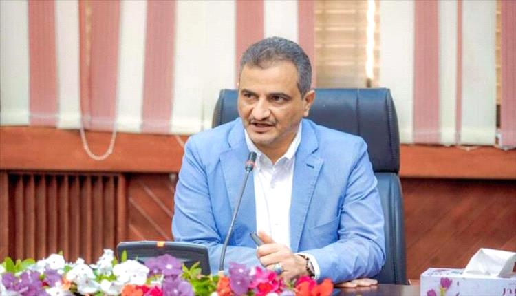 رحيل مفاجئ لمحافظ عدن أحمد لملس إلى الإمارات