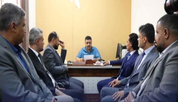 تنفيذًا لقرار الرئيس الزُبيدي.. صلاح العاقل يتسلم مهامه نائبًا لوزير الإعلام والثقافة والسياحة