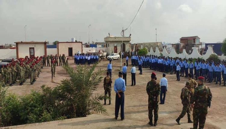 أمن المنطقة الحرة يدشن برنامجاً لرفع القدرات الأمنية والقانونية
