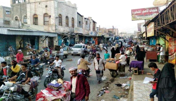 ارتفاع مفاجئ في أسعار السلع الأساسية بلحج رغم استقرار سعر الصرف