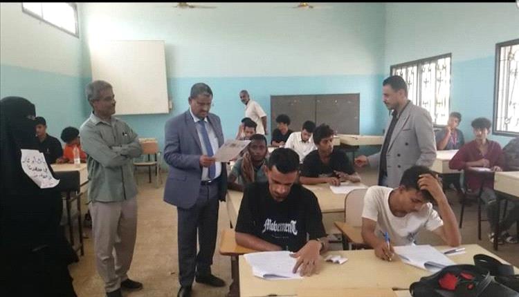 المحولي يتفقد اختبارات القبول بالمعهد الوطني للتقنيين بعدن