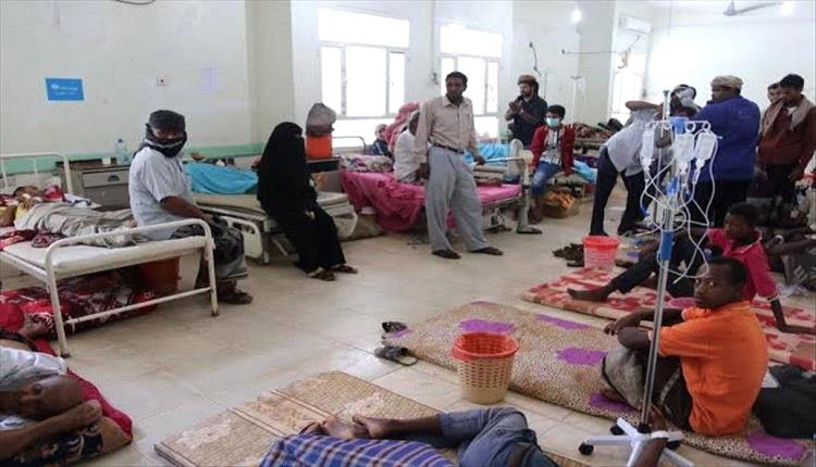 تعز تواجه تفشي الكوليرا بـ 86 إصابة في يومين وسط إضراب عمال النظافة