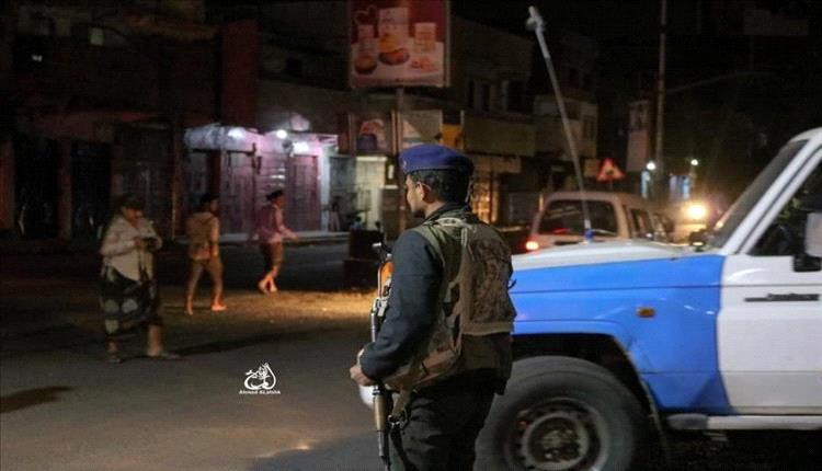 تعز ضبط مسلح أطلق النار على حملة أمنية وجرى إيداعه الحجز