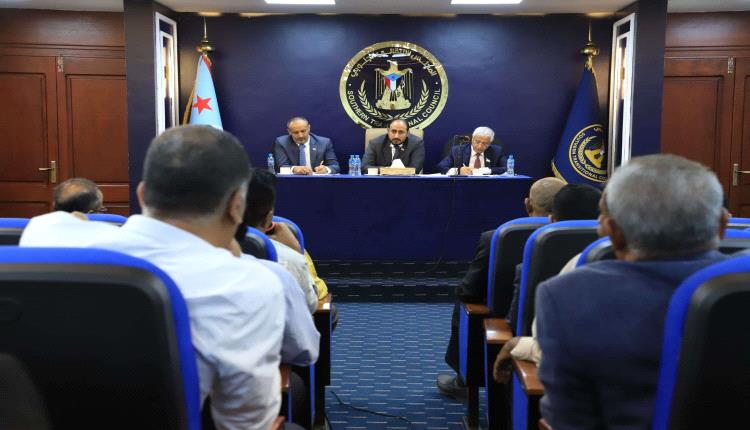 الانتقالي الجنوبي يعقد لقاءً تشاورياً لتوحيد الصف وتعزيز الشراكة الوطنية