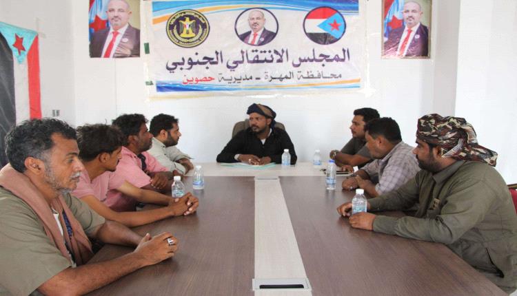 انتقالي حصوين يناقش تحسين الخدمات وتطوير المشاريع المجتمعية