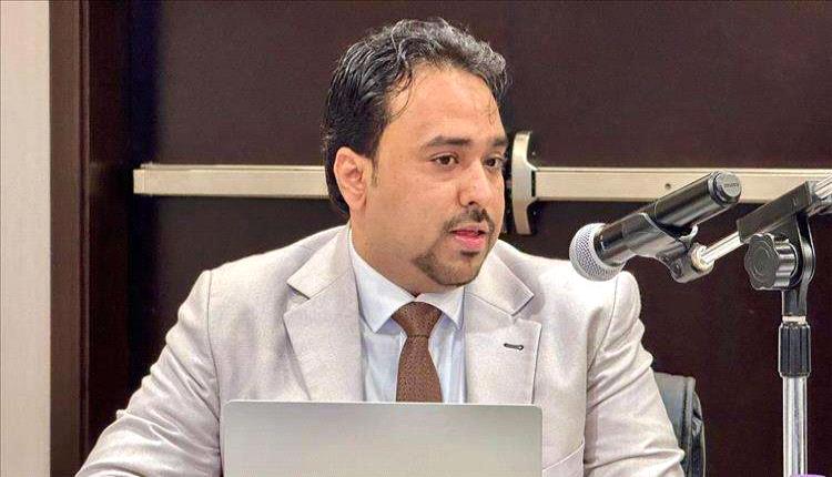 "تفاصيل أزمة السيولة الكبيرة ووجود 3 تريليونات ريال يمني بيد هؤلاء"