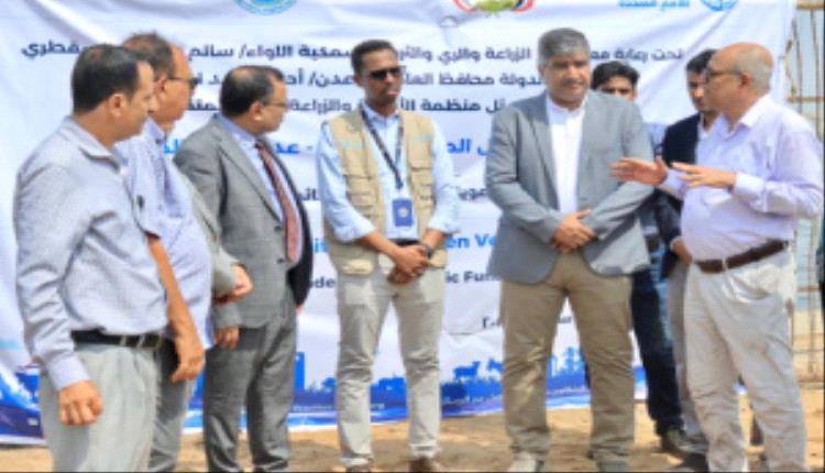 الجاوي والسقطري ومعاون يدشّنون مشروع إعادة تأهيل المحجر البيطري (دكّة كباش) بالمعلا