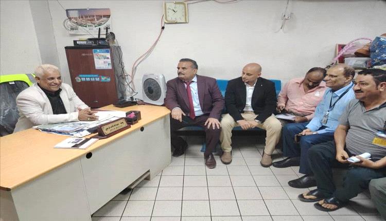 النائب العام يوجّه زول ميداني للنيابة العامة إلى مطار عدن لضبط المضبوطات وتعزيز التنسيق الأمني