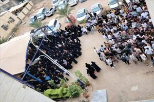 طلاب جامعة العلوم بعدن يعلنون الإضراب رفضًا لرسوم دراسية تثقل كاهل الأسر
