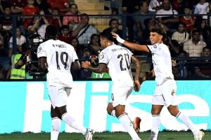 رونالدو وفيليكس يقودان البرتغال لاجتياح أرمينيا في تصفيات المونديال
