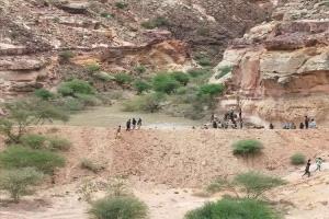 مأساة في شبوة مهاجر أفريقي يفقد حياته غرقاً أثناء الاستحمام
