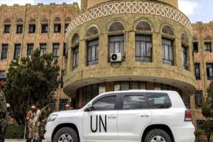 الحوثيون يقتحمون مكاتب الأمم المتحدة بصنعاء ويختطفون موظفين