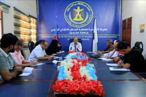 حضرموت تحتفل بقرارات الزبيدي.. تمكين الجنوب وإحياء النشاط الطلابي الجامعي