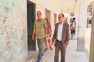 مدير دارسعد يتفقد مشروع ترميم مركز محو الأمية ويشدد على الالتزام بالمعايير الفنية