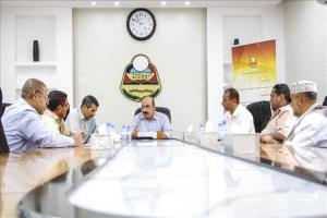 تربية حضرموت تناقش استقرار العملية التعليمية بالريدة وقصيعر