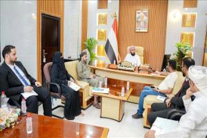 عدن تناقش حوكمة أعمال الحج والعمرة لتعزيز الشفافية وتحسين الخدمات
