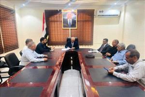 الشرجبي يوقع اتفاقية لتعزيز خدمات المياه والصرف الصحي في الضالع