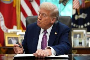 ترامب: الحملة العسكرية في شيكاغو لإعادة النظام لا لإعلان الحرب