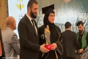 الشرع يحضر حفل تخرج زوجته لطيفة من الجامعة