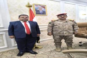 وزير الدفاع يشيد بدور كلية الشرطة حضرموت في رفد المؤسسة الأمنية بالكفاءات المؤهلة