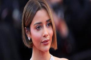 بلقيس فتحي تتألق في قطر بفستان ملكي