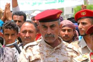 قائد جبهة قدس يحذر: تدخل الوحدات العسكرية في مهام الأمن يفاقم الفوضى في تعز