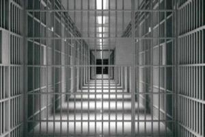 عدالة قاسية في ألاباما: 60 عاماً سجناً لوالدين تسببا بموت رضيعهما جوعاً
