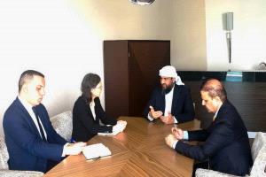 المحرّمي يلتقي السفيرة الفرنسية لتعزيز العلاقات والتعاون في مكافحة الإرهاب