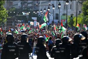 أكثر من 100 ألف شخص يشاركون في احتجاجات مدريد الداعمة لفلسطين