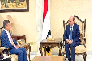 الحكومة اليمنية تطالب بنقل مقرات الأمم المتحدة إلى عدن حماية للعمل الإنساني واستقلاليته
