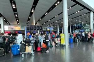 إعادة فتح مبنى الركاب 2 بمطار دبلن بعد تحذير أمني قصير
