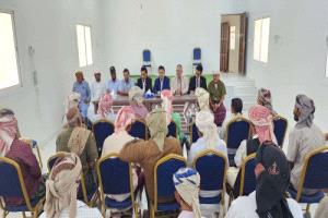 في لقاء تشاوري بسقطرى.. التوجيه والرقابة الرئاسية تبحث مع الاتحاد السمكي تنظيم الاصطياد وحماية الثروة البحرية