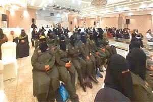 عدن تطلق مجموعة الشرطة النسائية: خطوة مفصلية لإشراك المرأة في صناعة الأمن وثقة المجتمع